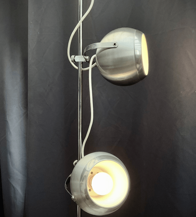 Lampadaire eye-ball 70’de style Space-Age design aluminor 